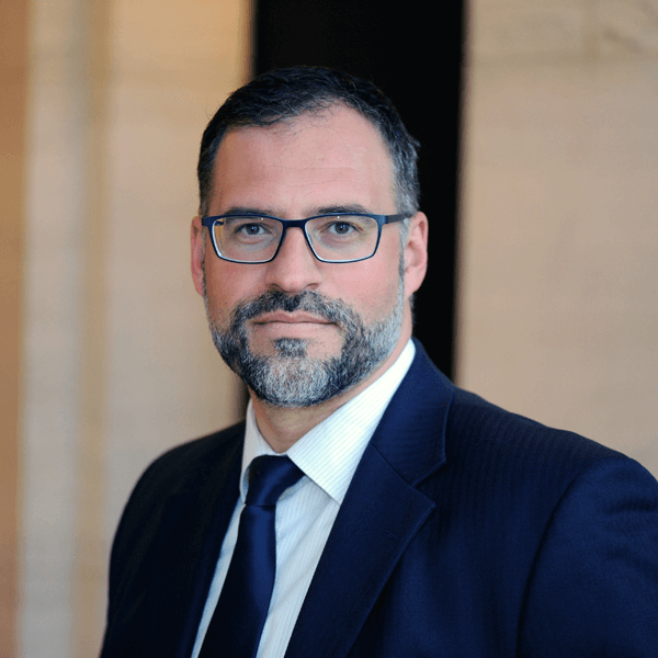 portret-carlos-frischmuth Carlos Frischmuth Digitaler Kaminabend index