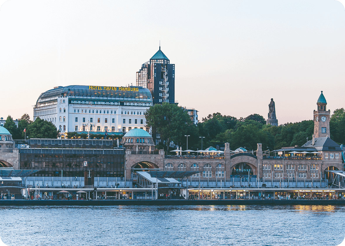 Hotel Hafen Hamburg Gebäude Hotel Hafen in Hamburg