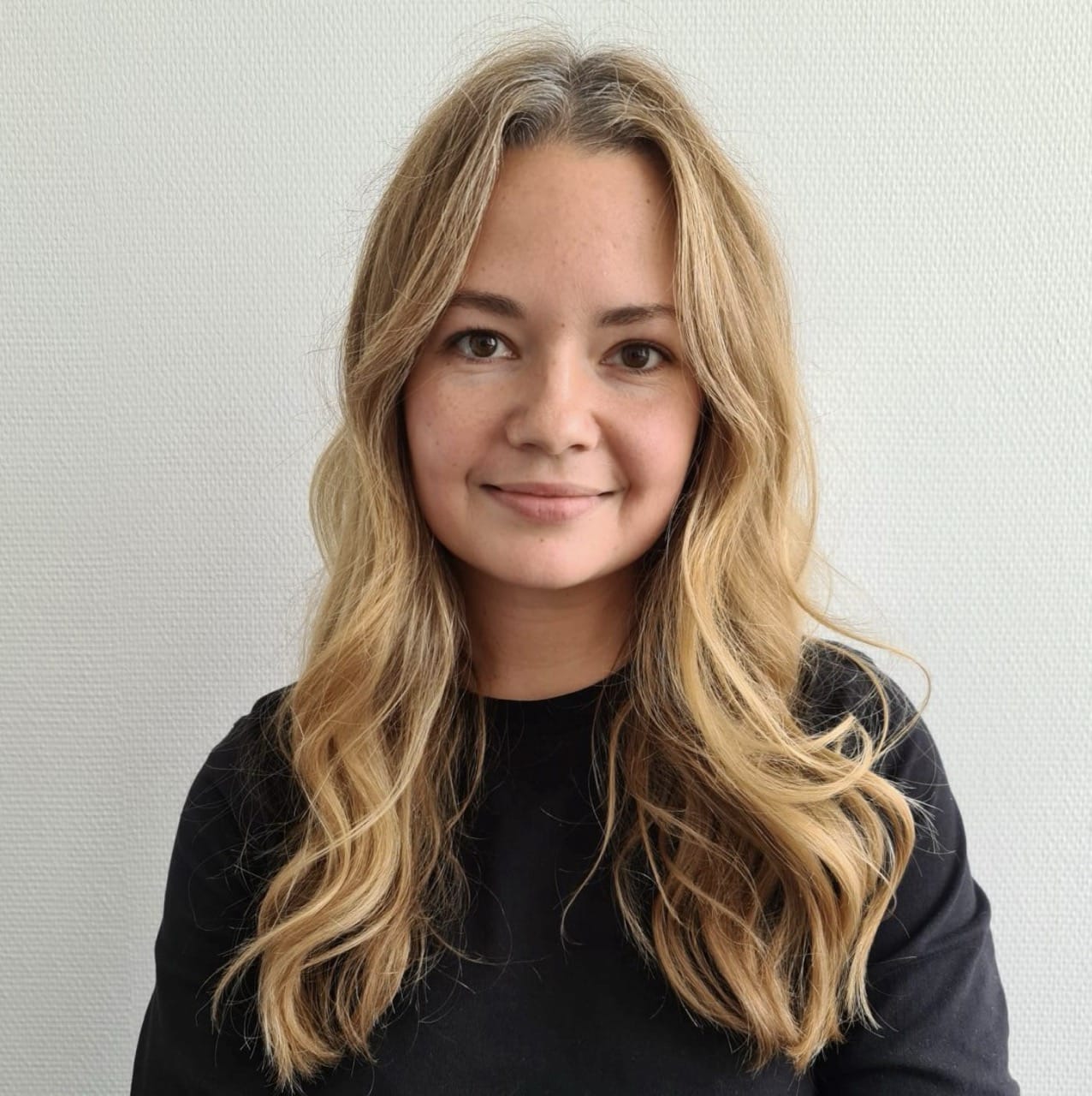 portrait-bild-von-sales-managerin-isabell-fiedler Sales Managerin Isabell Fiedler